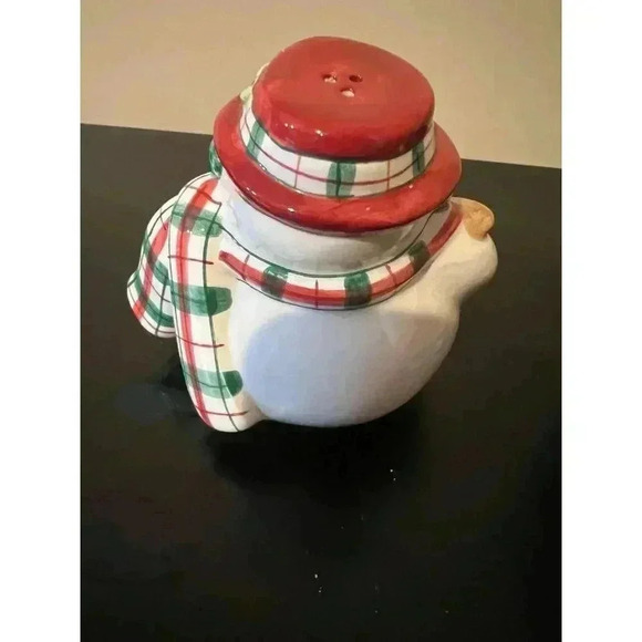 Fitz and Floyd Snowman and Gift Plaid Salt and Pepper Shaker Set - Picture 4 of 10